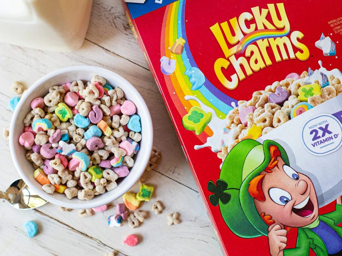 eneral Mills cũng vừa thông báo rằng toàn bộ danh mục thực phẩm dành cho trường học không còn chứa màu nhân tạo.