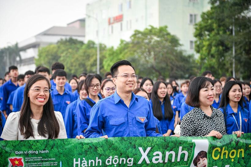 Hàng nghìn người hưởng ứng “Hành động Xanh - Chọn tương lai Xanh” - 1