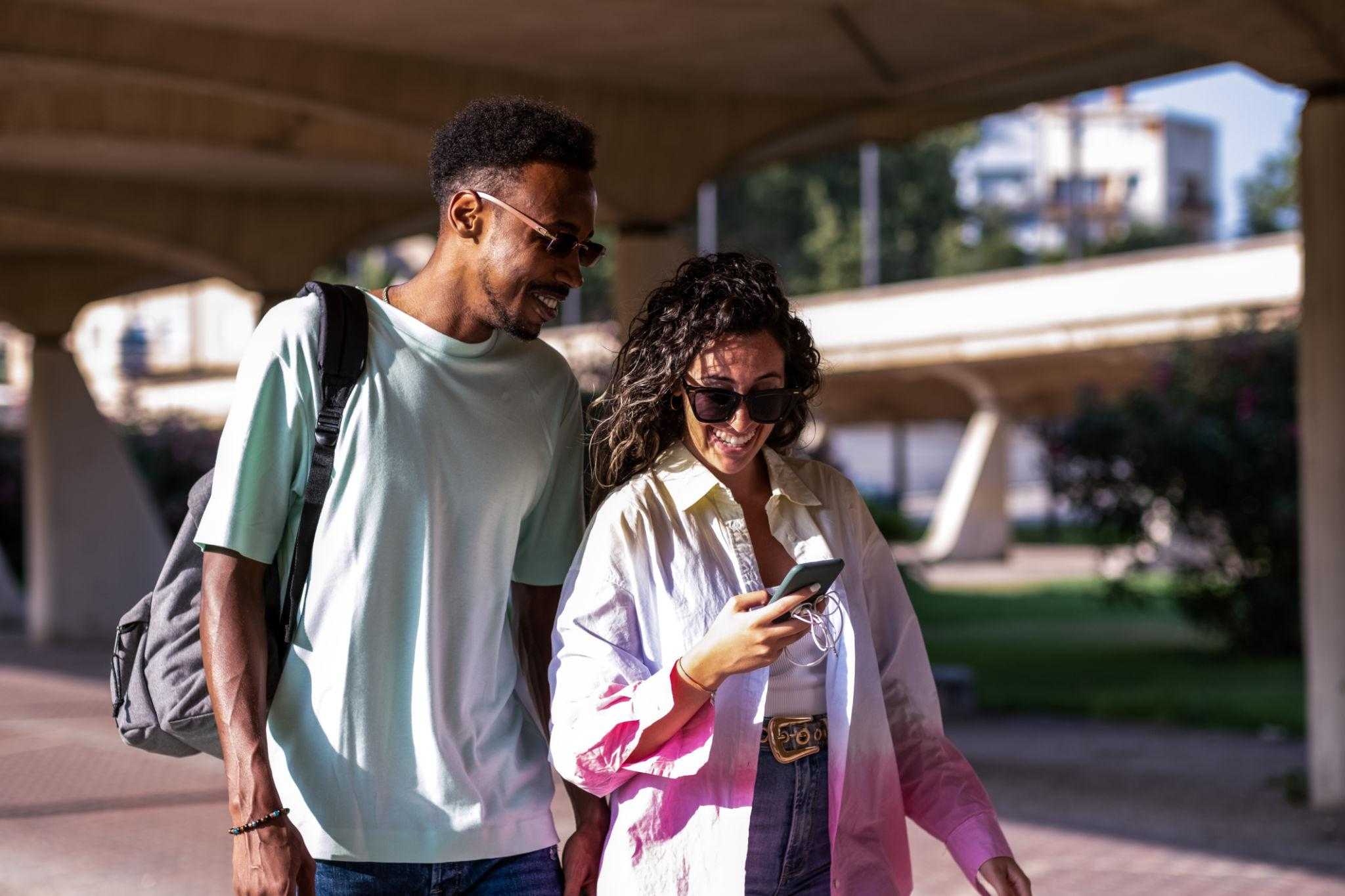 Gen Z và xu hướng hẹn hò không son phấn